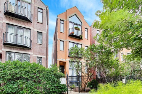 Photo of 2418 W Cortez Street #2, Chicago, IL 60622 (MLS # 12748561)