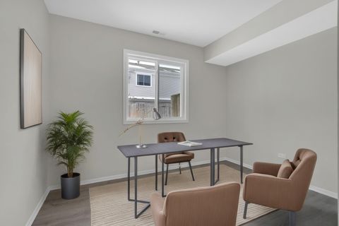 Tiny photo for 86 Silver Tree Circle, Cary, IL 60013 (MLS # 12561361)