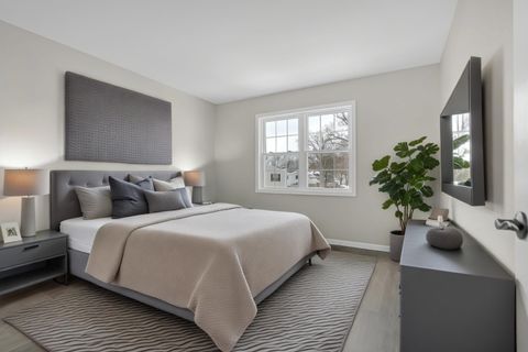 Tiny photo for 86 Silver Tree Circle, Cary, IL 60013 (MLS # 12561361)