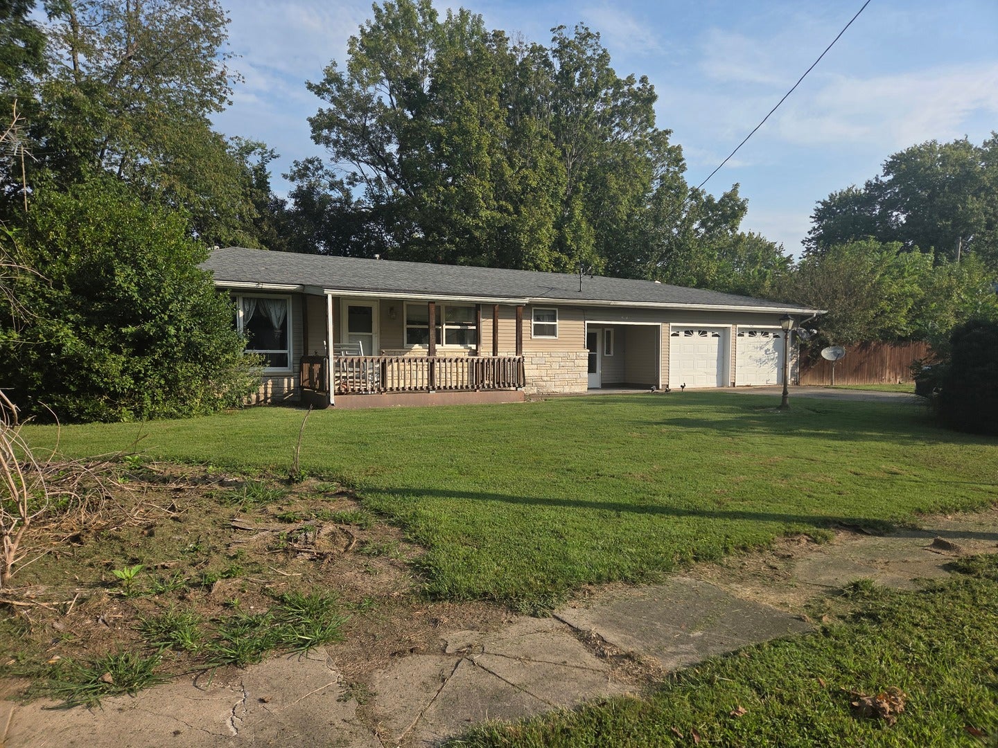 201 E 2nd Street