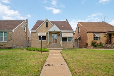 Photo of 11342 S Avenue J, Chicago, IL 60617 (MLS # 12501367)