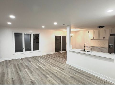 Tiny photo for 8925 Pheasant Lake Drive, Tinley Park, IL 60487 (MLS # 12604569)