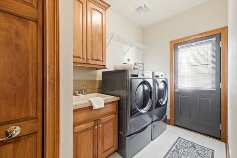 Tiny photo for 207 Long Beach Road, Oswego, IL 60543 (MLS # 12548529)