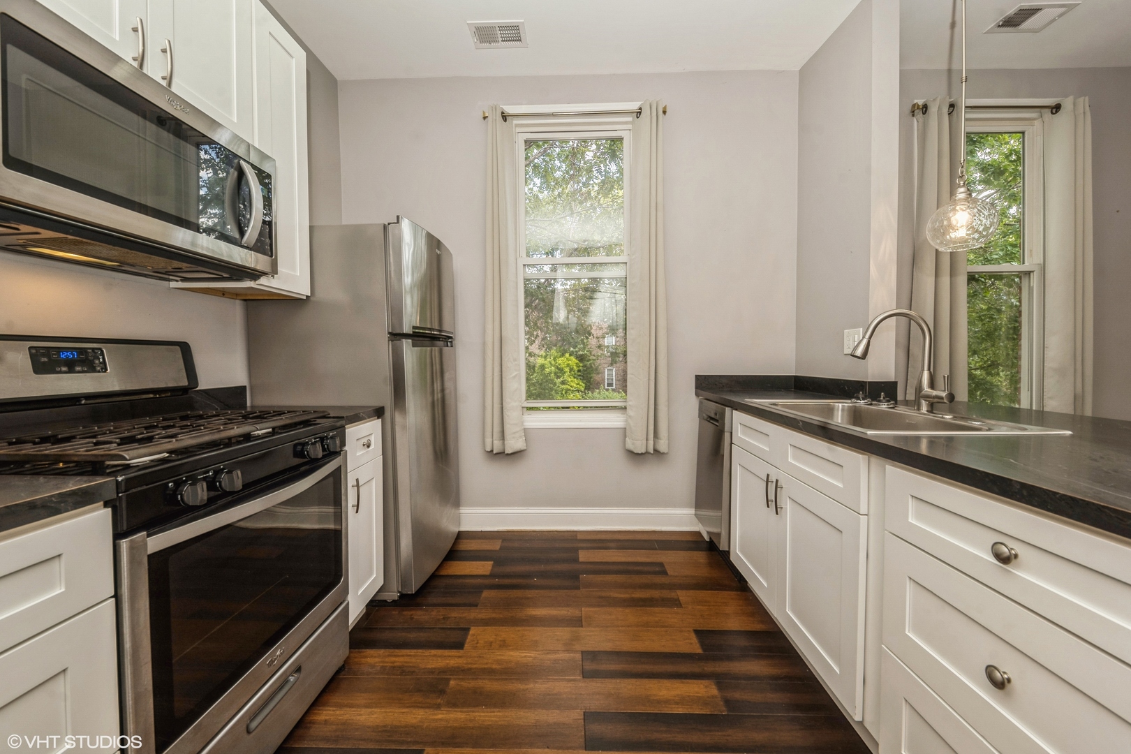 2734 W 18th Street 2R