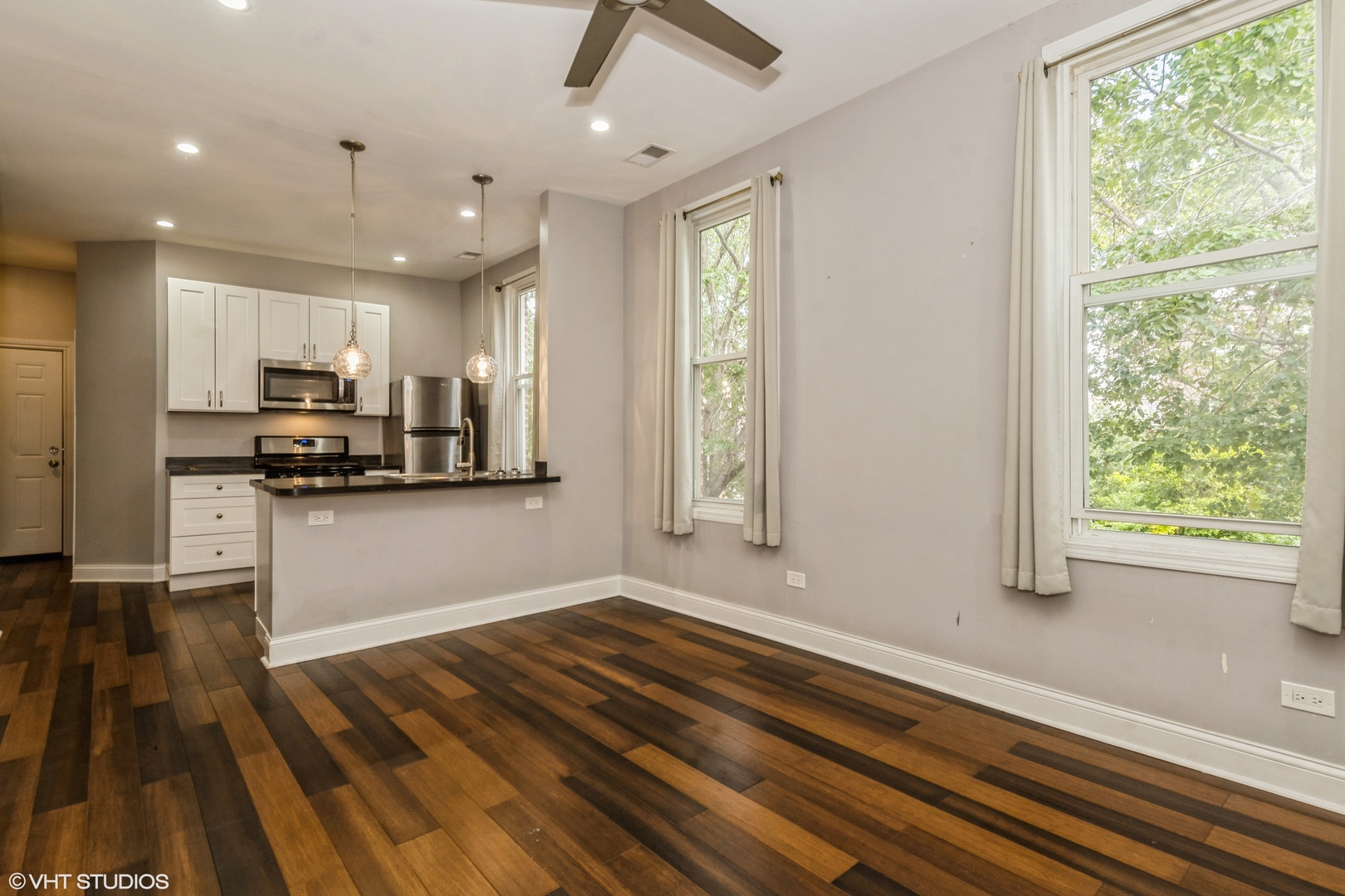 2734 W 18th Street 2R