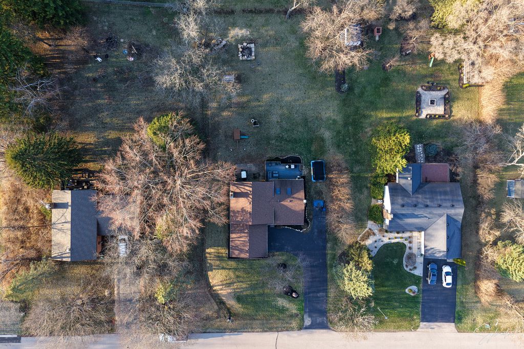 listing image 42