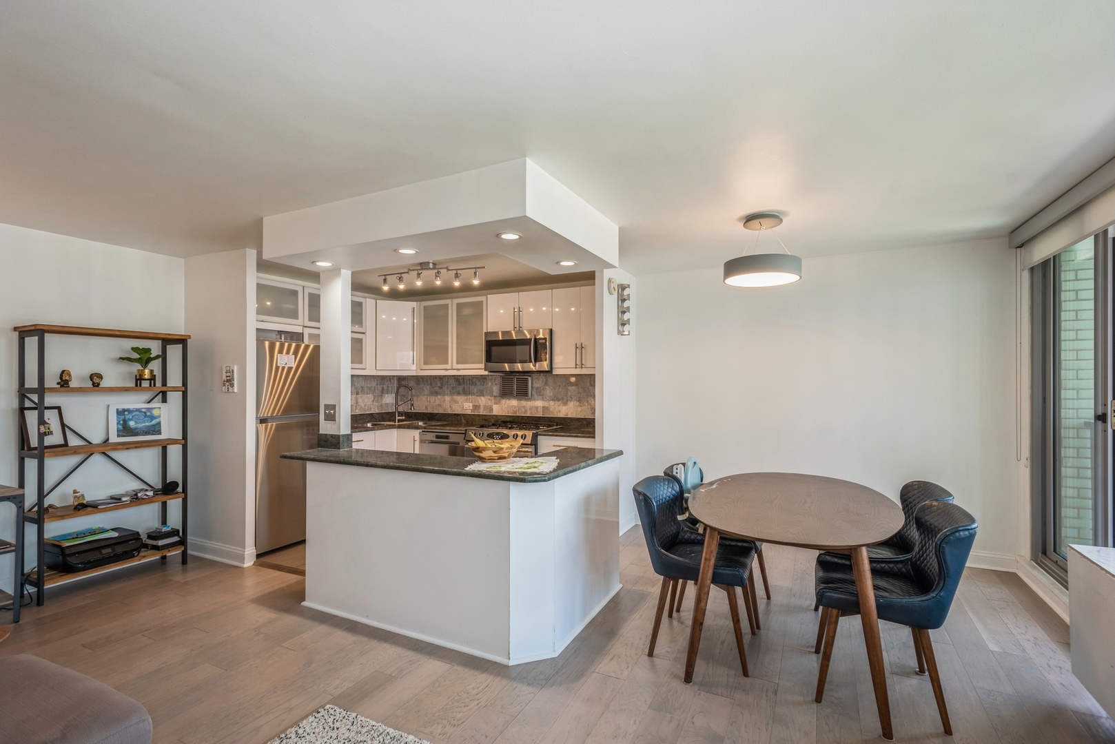400 E Randolph Street 2818