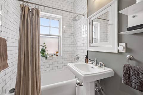 Tiny photo for 356 Ridge Avenue #5-3, Evanston, IL 60202 (MLS # 12715305)