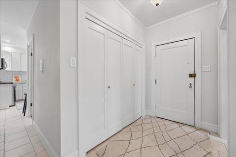 Tiny photo for 356 Ridge Avenue #5-3, Evanston, IL 60202 (MLS # 12715305)