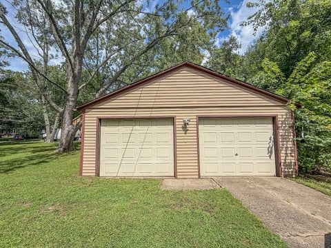 Tiny photo for 918 W Washington Street, Champaign, IL 61821 (MLS # 12719903)
