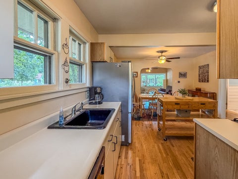 Tiny photo for 918 W Washington Street, Champaign, IL 61821 (MLS # 12719903)