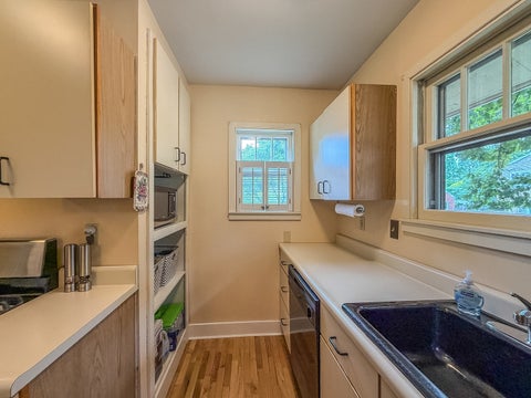 Tiny photo for 918 W Washington Street, Champaign, IL 61821 (MLS # 12719903)