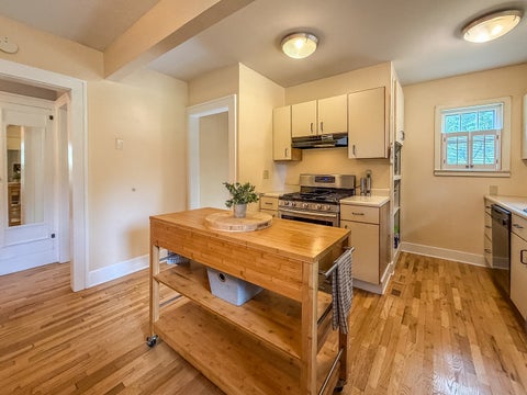 Tiny photo for 918 W Washington Street, Champaign, IL 61821 (MLS # 12719903)