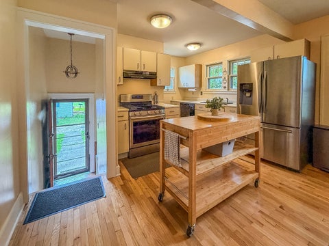 Tiny photo for 918 W Washington Street, Champaign, IL 61821 (MLS # 12719903)