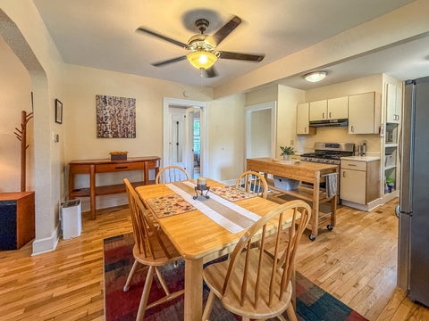 Tiny photo for 918 W Washington Street, Champaign, IL 61821 (MLS # 12719903)