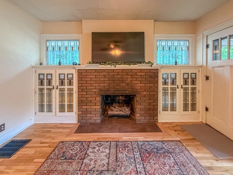 Tiny photo for 918 W Washington Street, Champaign, IL 61821 (MLS # 12719903)