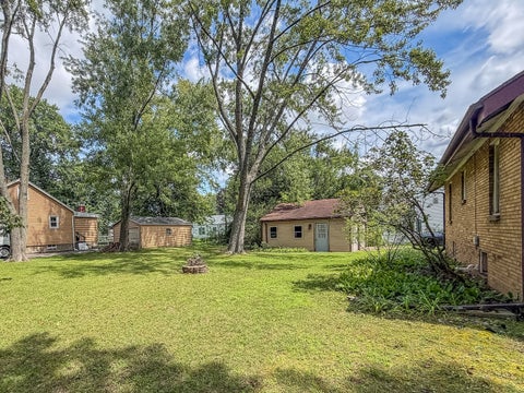 Tiny photo for 918 W Washington Street, Champaign, IL 61821 (MLS # 12719903)
