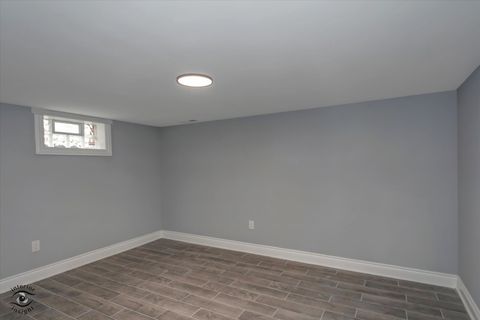 Tiny photo for 702 S Lincoln Avenue, Kankakee, IL 60901 (MLS # 12563881)