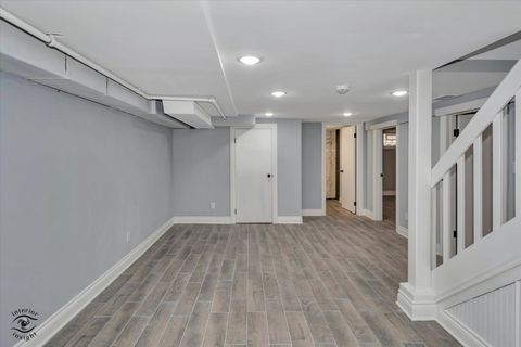 Tiny photo for 702 S Lincoln Avenue, Kankakee, IL 60901 (MLS # 12563881)