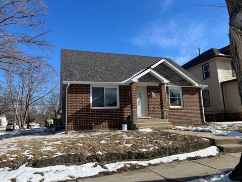 Tiny photo for 702 S Lincoln Avenue, Kankakee, IL 60901 (MLS # 12563881)