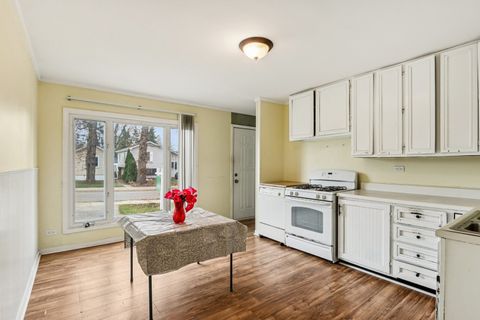 Tiny photo for 1620 Lotus Drive, Round Lake Beach, IL 60073 (MLS # 12522102)