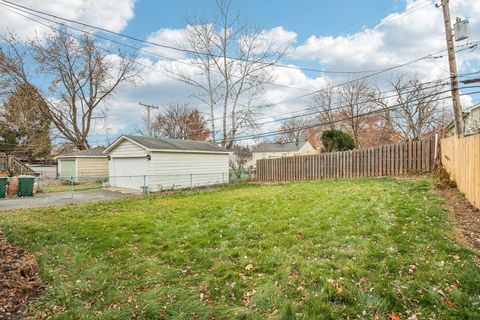 Tiny photo for 1620 Lotus Drive, Round Lake Beach, IL 60073 (MLS # 12522102)