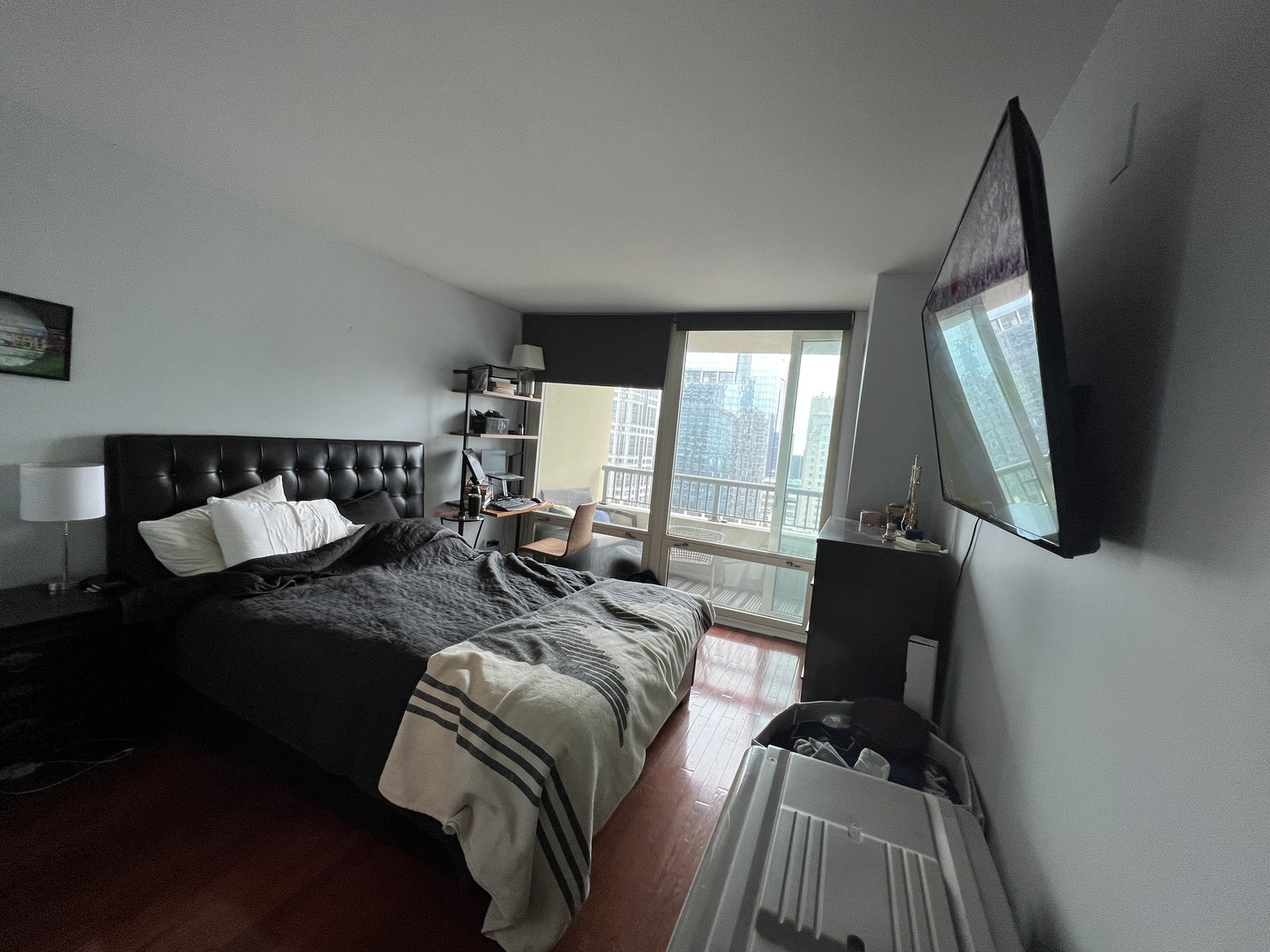 345 N La Salle Drive 4405