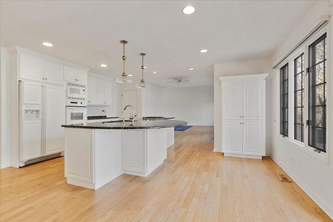 Tiny photo for 1076 LARKSPUR Lane, Darien, IL 60561 (MLS # 12594504)