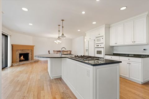 Tiny photo for 1076 LARKSPUR Lane, Darien, IL 60561 (MLS # 12594504)