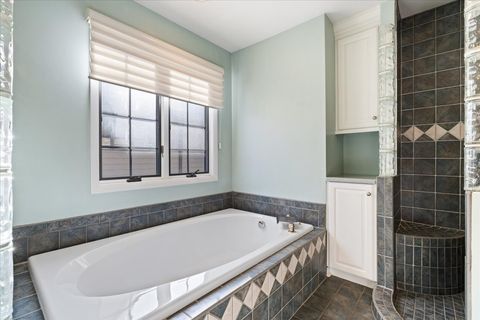 Tiny photo for 1076 LARKSPUR Lane, Darien, IL 60561 (MLS # 12594504)