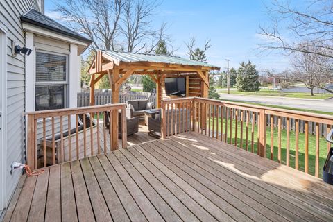 Tiny photo for 946 Pin Oak Circle, Cary, IL 60013 (MLS # 12612313)