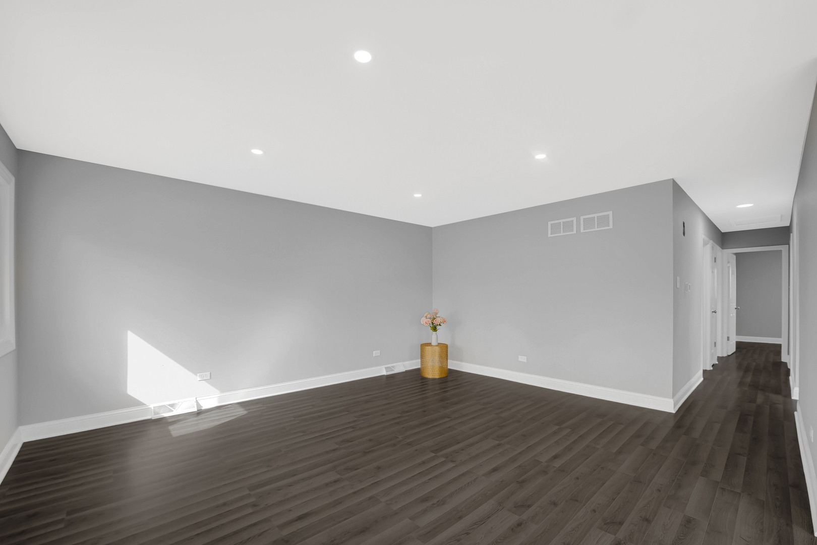 527 N Virginia Avenue