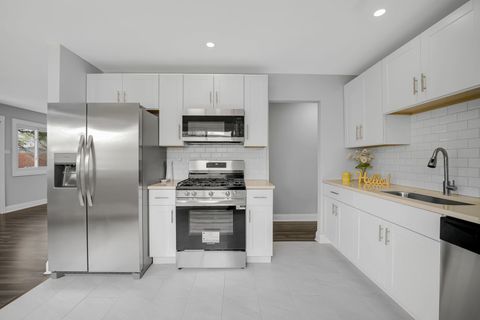 Tiny photo for 527 N Virginia Avenue, Glenwood, IL 60425 (MLS # 12618764)