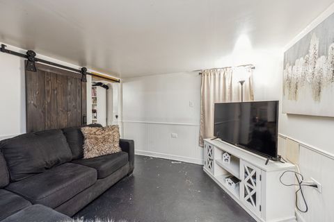 Tiny photo for 1647 Clinton Avenue, Berwyn, IL 60402 (MLS # 12282077)