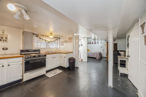 Tiny photo for 1647 Clinton Avenue, Berwyn, IL 60402 (MLS # 12282077)