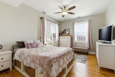 Tiny photo for 121 Callan Avenue #3S, Evanston, IL 60202 (MLS # 12578158)
