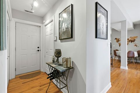 Tiny photo for 121 Callan Avenue #3S, Evanston, IL 60202 (MLS # 12578158)