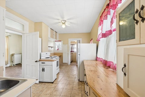 Tiny photo for 815 12th Avenue, Fulton, IL 61252 (MLS # 12718508)
