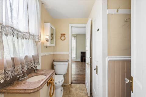 Tiny photo for 815 12th Avenue, Fulton, IL 61252 (MLS # 12718508)