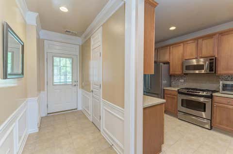 Tiny photo for 2886 Edgewater Drive, Elgin, IL 60124 (MLS # 12675838)