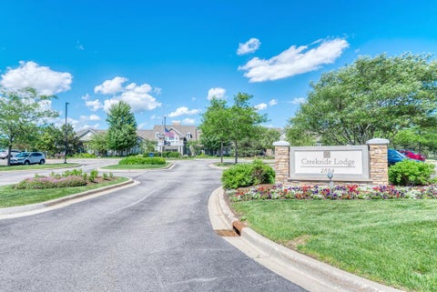 Tiny photo for 2886 Edgewater Drive, Elgin, IL 60124 (MLS # 12675838)
