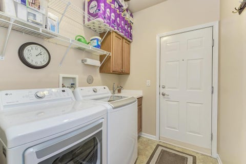 Tiny photo for 2886 Edgewater Drive, Elgin, IL 60124 (MLS # 12675838)