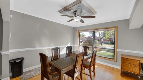 Tiny photo for 1400 E Lynn Court, Homewood, IL 60430 (MLS # 12784384)