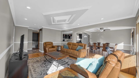 Tiny photo for 1400 E Lynn Court, Homewood, IL 60430 (MLS # 12784384)