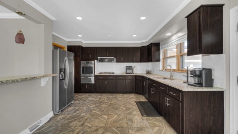 Tiny photo for 1400 E Lynn Court, Homewood, IL 60430 (MLS # 12784384)