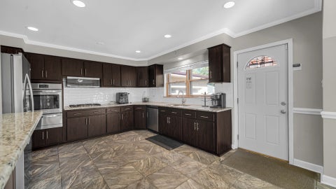 Tiny photo for 1400 E Lynn Court, Homewood, IL 60430 (MLS # 12784384)