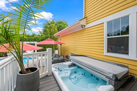 Tiny photo for 200 Ranney Avenue, Vernon Hills, IL 60061 (MLS # 12728303)