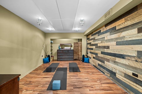 Tiny photo for 200 Ranney Avenue, Vernon Hills, IL 60061 (MLS # 12728303)