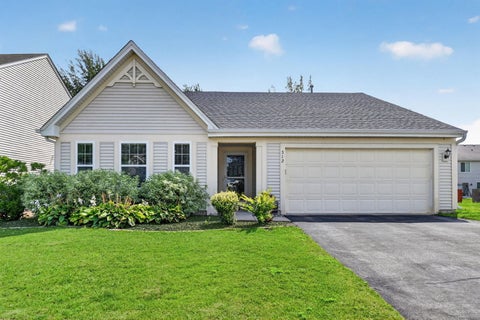 Photo of 312 N Blue Jay Street, Cortland, IL 60112 (MLS # 12739808)