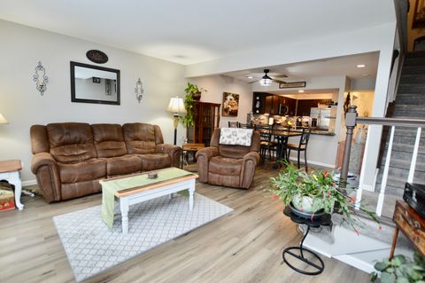 Tiny photo for 1716 Pine Street, McHenry, IL 60051 (MLS # 12535917)